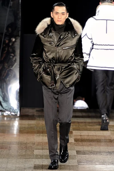 Look 31